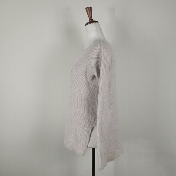 Saks Fifth Avenue Sweater XS Beige Cashmere Ribbed Comfy Cozy Minimalist Hi Lo - Picture 4 of 6